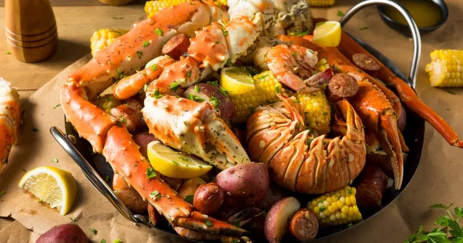 Morro Bay Food Guide: Best Restaurants, Seafood & Local Dining Experiences