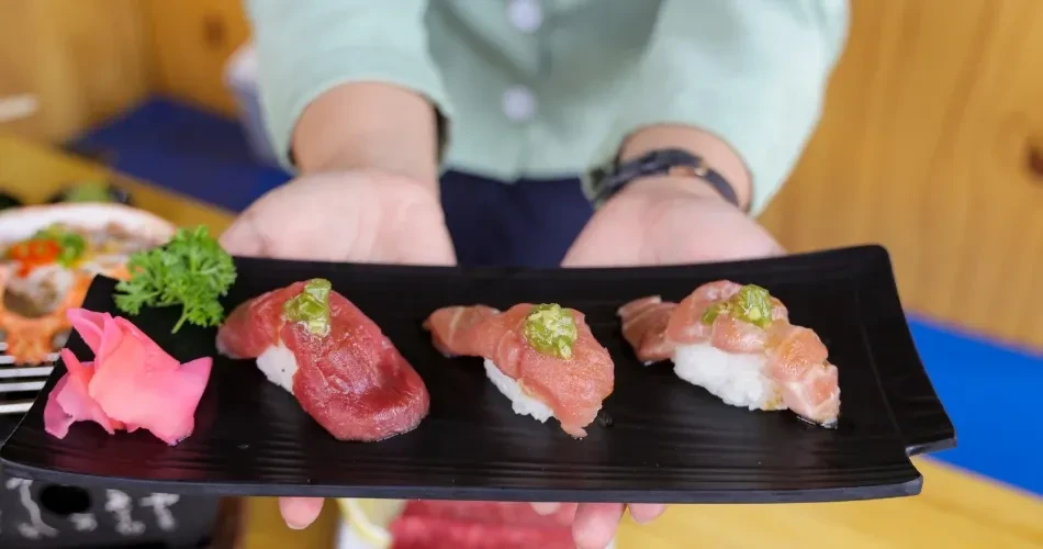 Morro Bay Food Guide: Best Restaurants, Seafood & Local Dining Experiences
